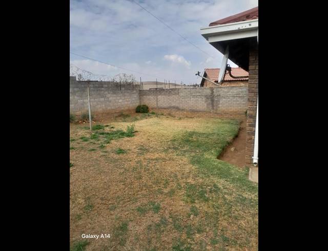 3 BEDROOM HOUSE FOR SALE IN PIMVILLE ZONE 6